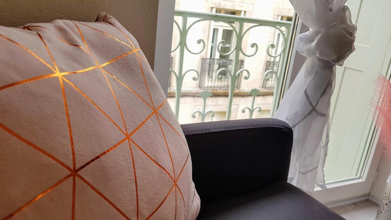 Les Nuits D'Anis - Appartements Hypercentre Le Puy-en-Velay Esterno foto
