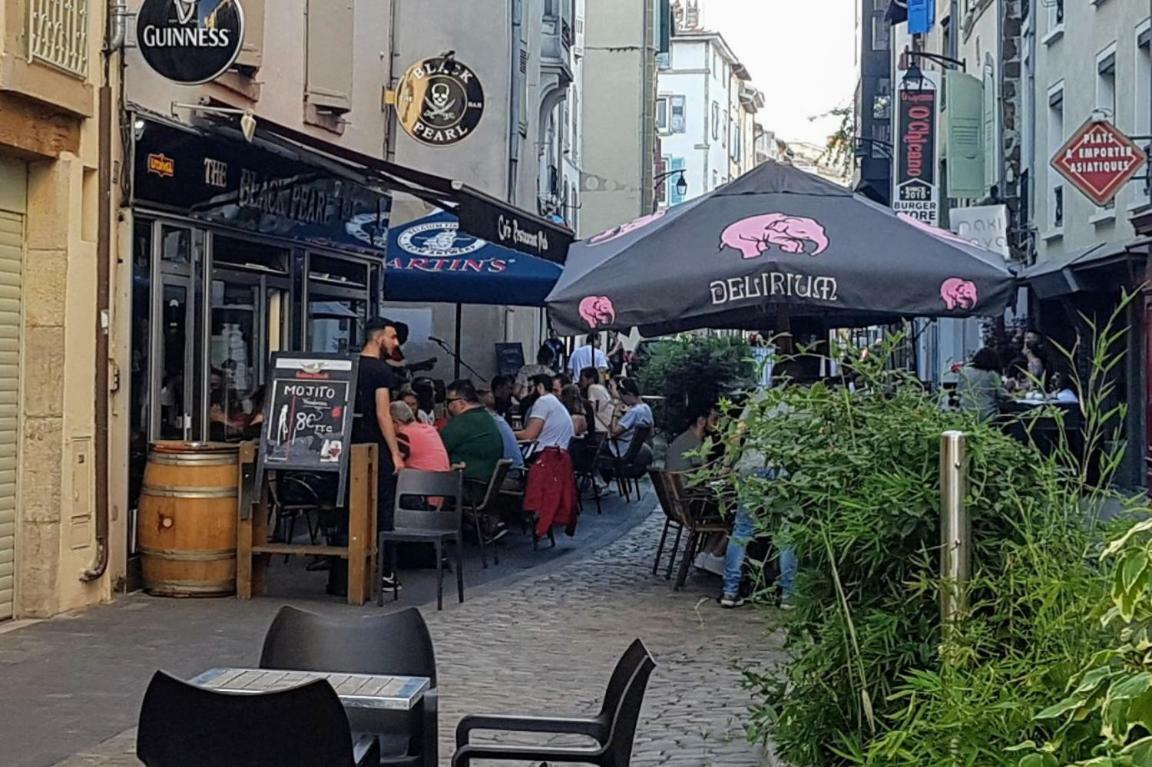 Les Nuits D'Anis - Appartements Hypercentre Le Puy-en-Velay Esterno foto