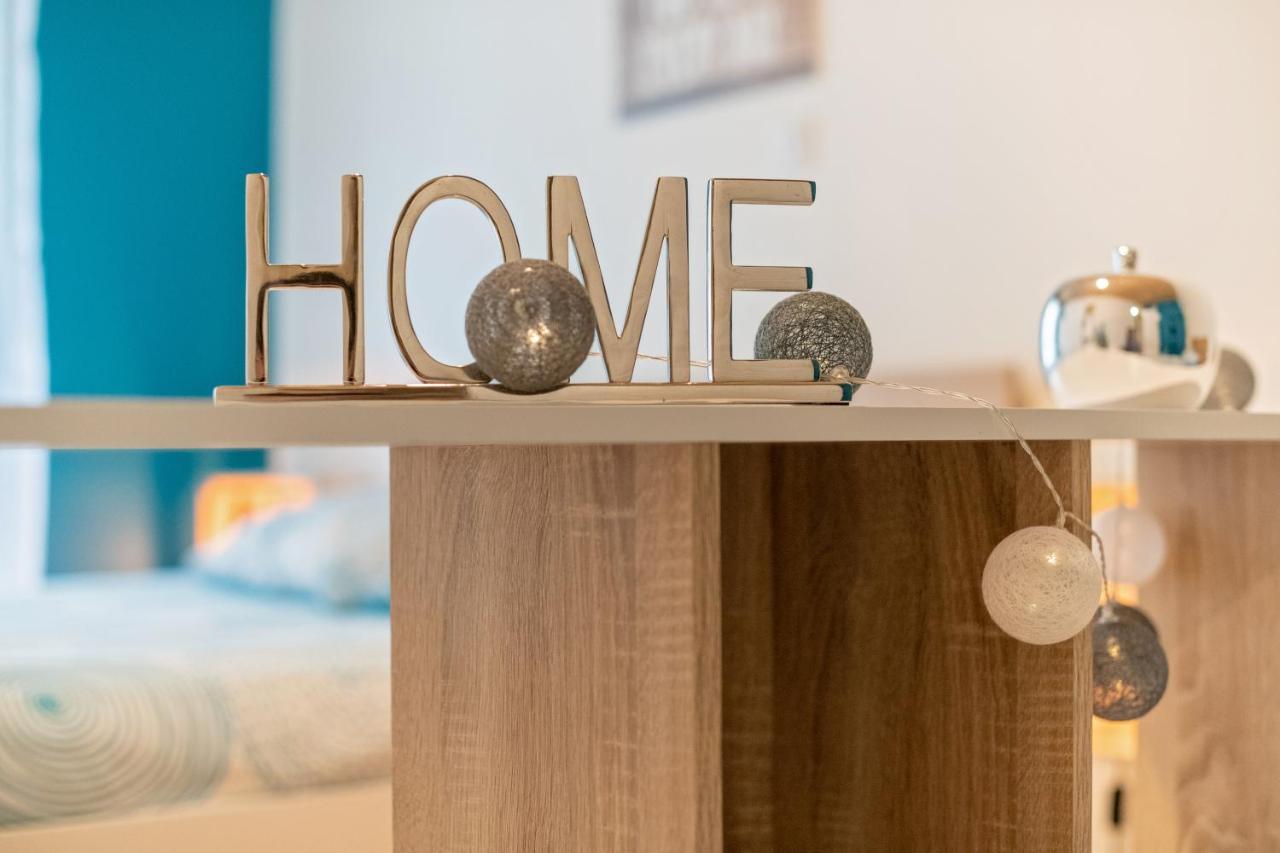 Les Nuits D'Anis - Appartements Hypercentre Le Puy-en-Velay Esterno foto